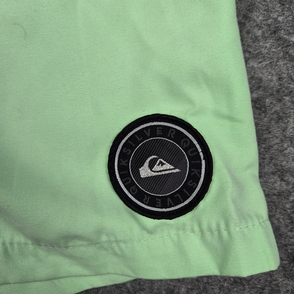 Quiksilver Swim Trunks Men's Small Volley Shorts Lime Green Board Shorts Lined
